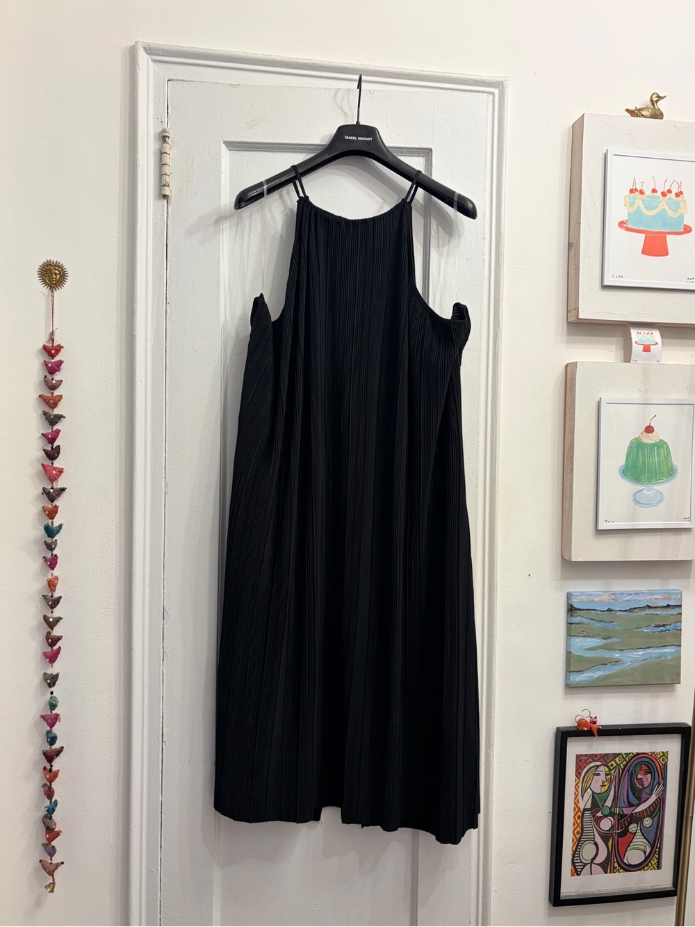 Black Sleeveless Pleated Midi Dress